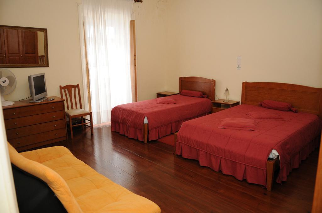 Hospedaria Jomafreitas Guest House Ponta Delgada  Room photo